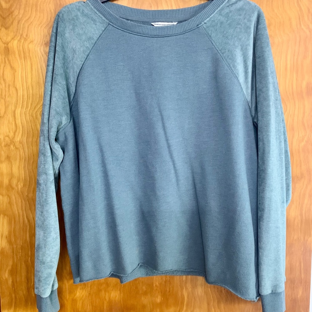 American Eagle Blue Velvet Long Sleeve Shirt